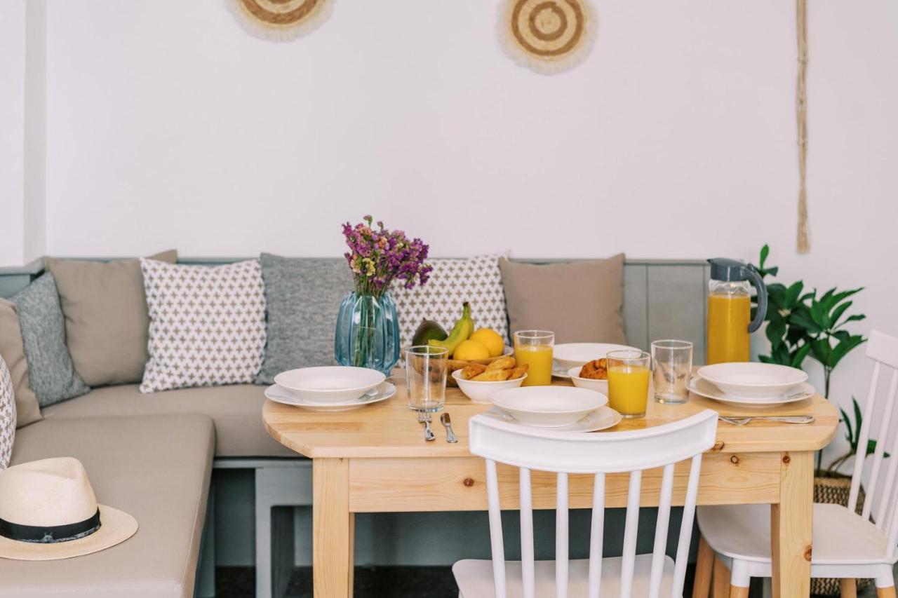 Eurus & Zephyrus Apartment